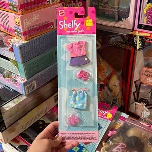 2000 clothes Kelly little sister of Barbie